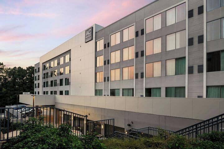 Hotel 56 of 58